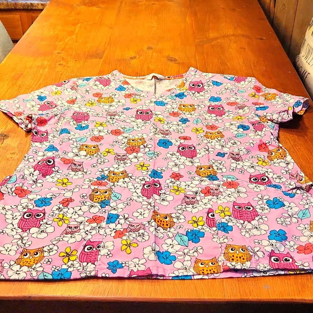 Code Happy scrub top size S EUC